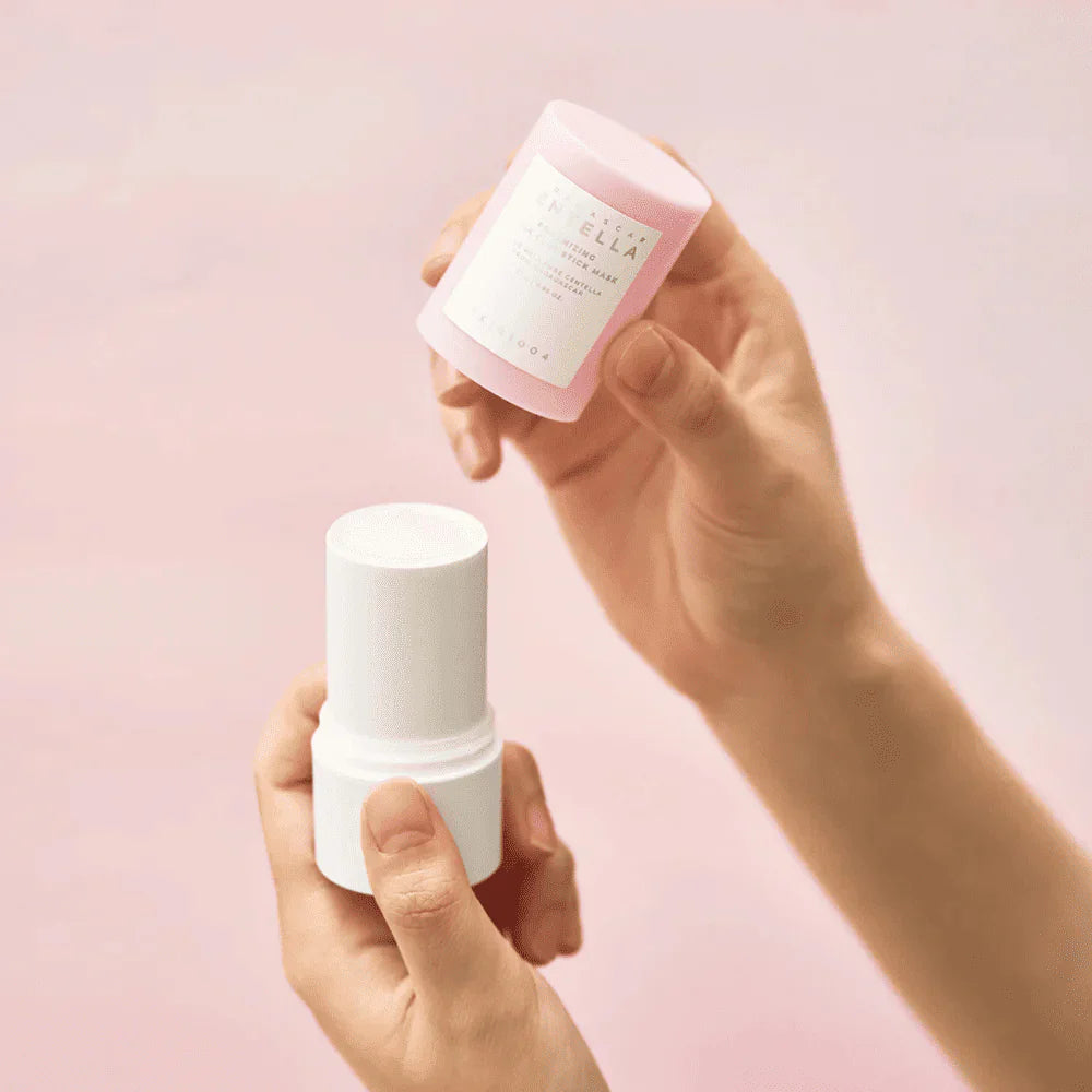 Skin1004 - Mascarilla para poros en barra Madagascar Centella Poremizing Quick Clay  -27g