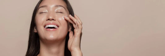🔍 ¿Sabías que tu piel necesita cuidados diferentes según la edad? 💆🏻‍♀️✨